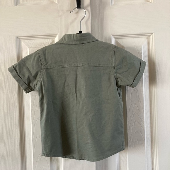 7 For All Mankind Toddler Boys Short Sleeve Green Distressed Button Down… - Picture 4 of 7